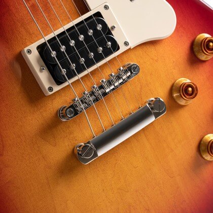Guitarra Eléctrica Cort CR100 CRS