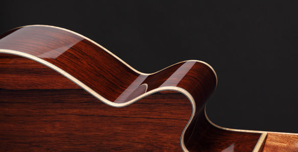 Guitarra Takamine Electroacústica GN90CE MD