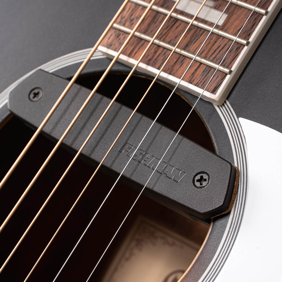 Guitarra Cort Electroacústica CJ RETRO VSM