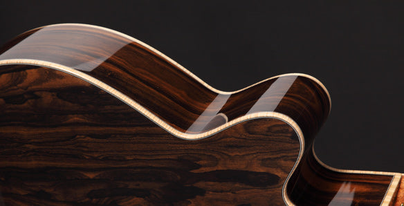 Guitarra Takamine Electroacústica GN90CE-ZC